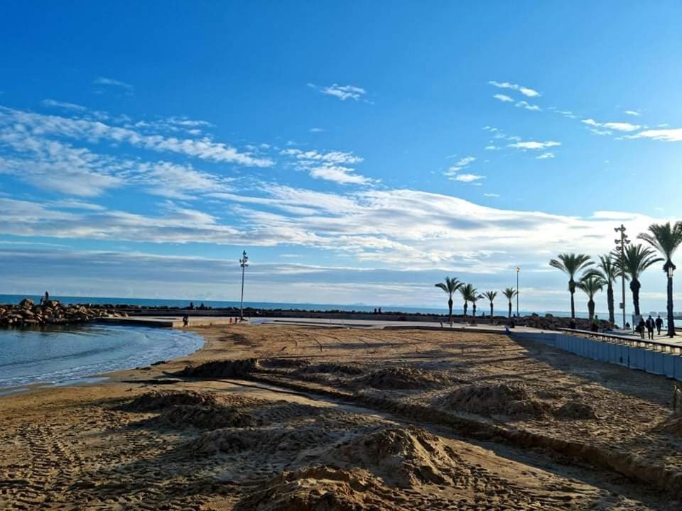 Beach Apartment Torrevieja Exteriér fotografie
